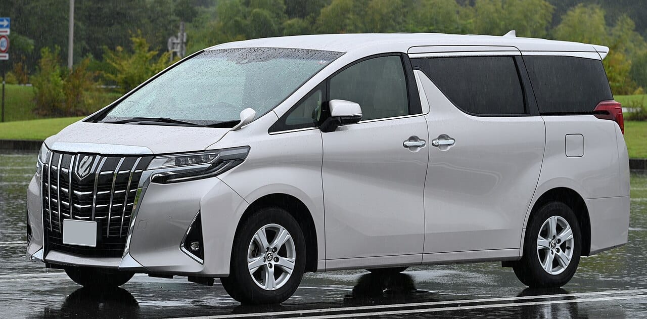 Toyota Alphard executive transfer